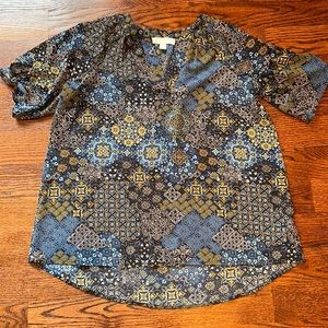 Michael Kors shirt sleeve top - size M